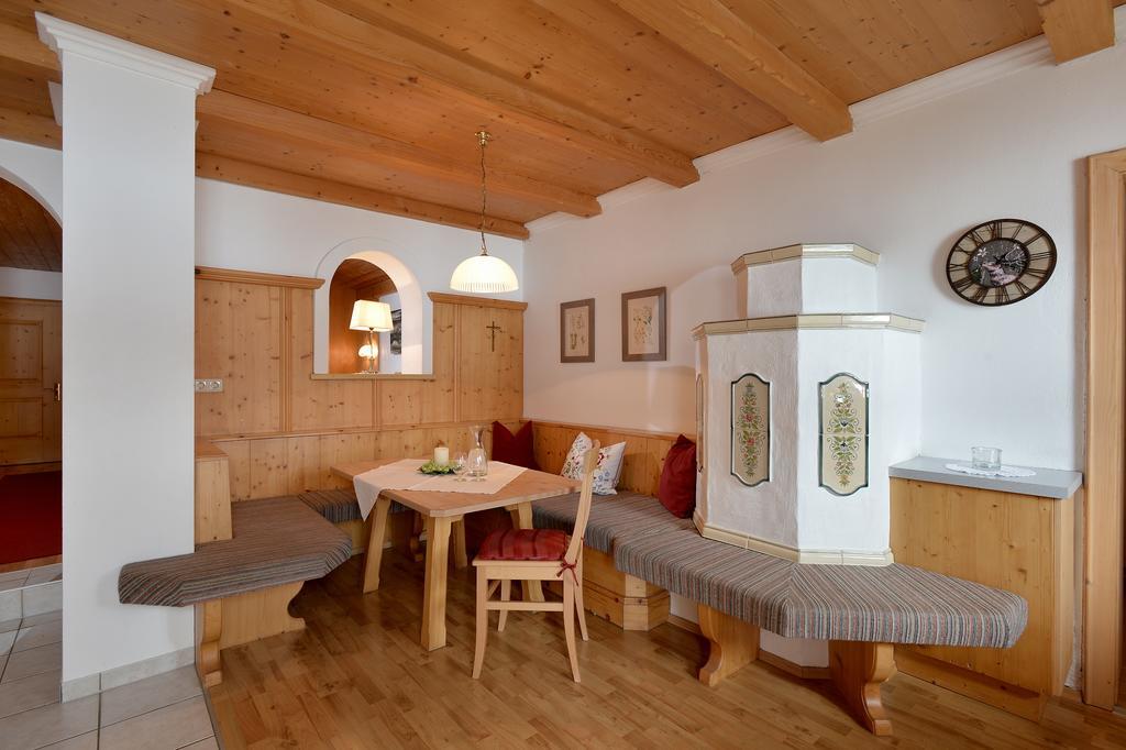 Huettschmiedhof Villa Kossen Room photo
