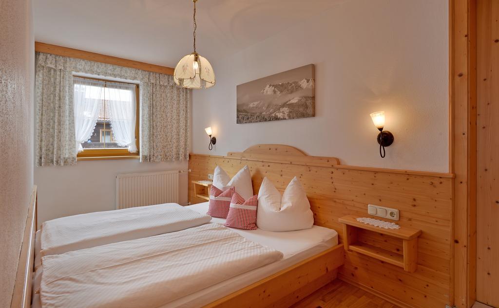 Huettschmiedhof Villa Kossen Room photo